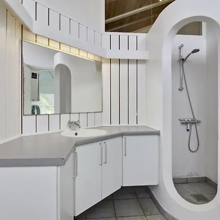 Prázdninový dům Ilmo - 950m From The Sea By Interhome *