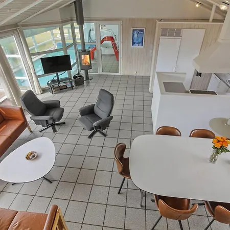 Dom wakacyjny Ilmo - 950m From The Sea By Interhome